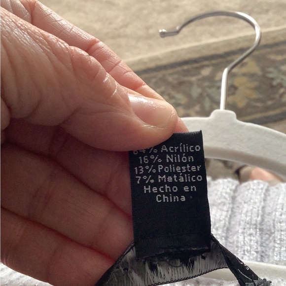 Sweater by Designers Originals silver sparkly crewneck ribbed medium - Picture 6 of 10